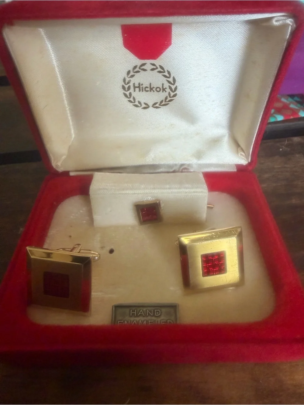 SWANK Gold Tone Cufflinks, Tie Clip & Chain with Brown Cabochons